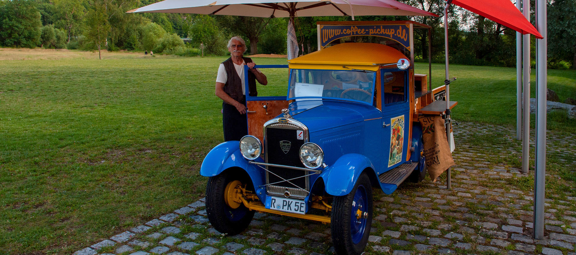 Coffee Pickup: Peugeot 201 Baujahr 1931